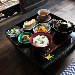 ベッド・アンド・ブレックファスト 御旅宿 月屋 Tsukiya